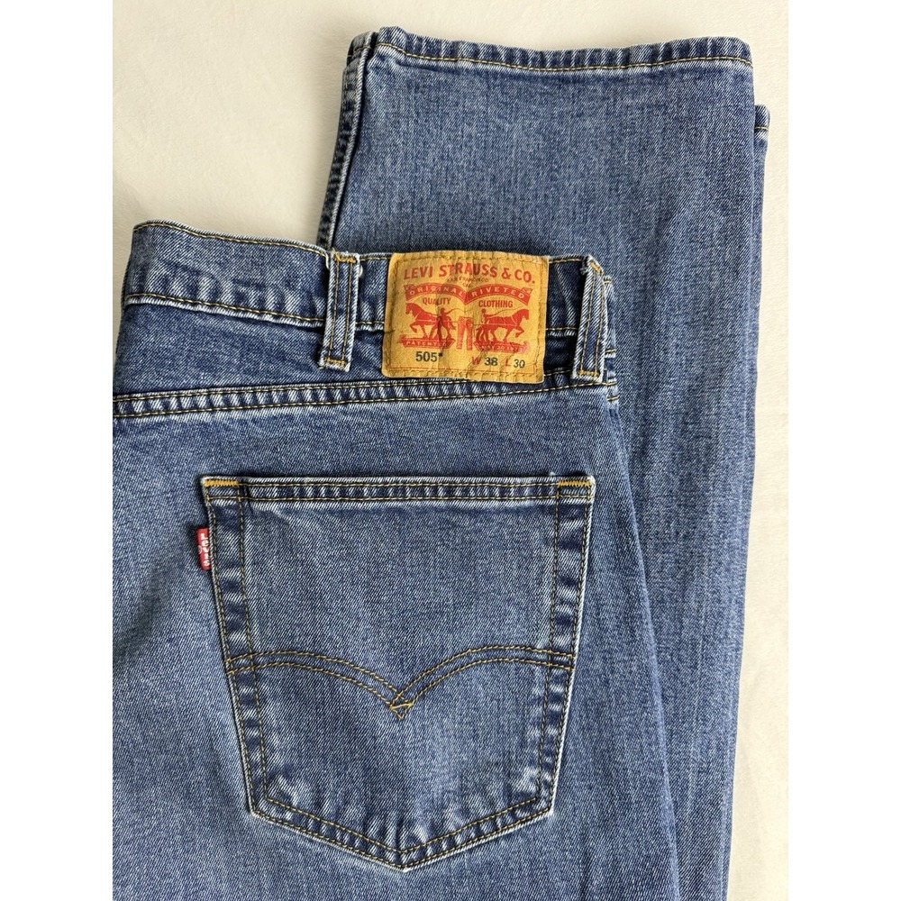 Levi's 505 Men's Jeans 38X30 Medium Wash Blue Denim Regular Fit Straight Leg
